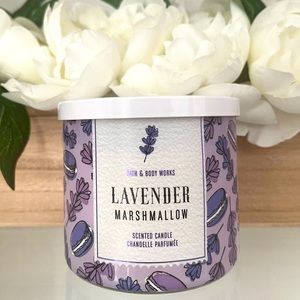Bath & Body Works Candle